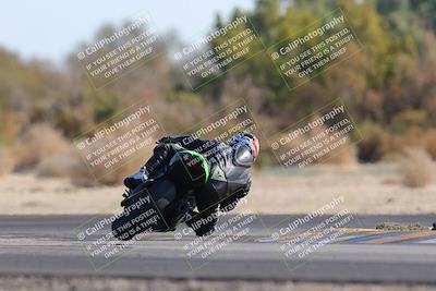 media/Dec-18-2022-SoCal Trackdays (Sun) [[8099a50955]]/Turn 7 Backside (1125am)/